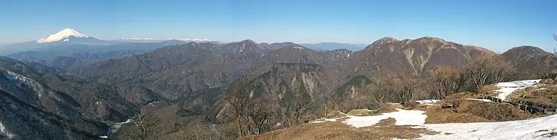塔ノ岳山頂から西側の眺望(2007年2月撮影)