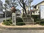 綾羅木駅前のふるさとの碑。