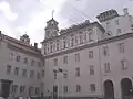 ウニヴェルシタス通りにあるキャンパス