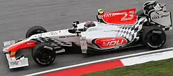 リウッツィが駆るF1112011年マレーシアGPにて