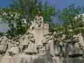 広場内にあるヴェレシュマルティの像