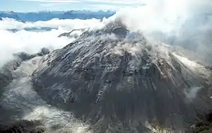 チャイテン山の溶岩ドーム