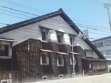 若鶴酒造本社の象徴・大正蔵