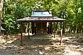 国分寺古墳墳頂の若狭姫神社