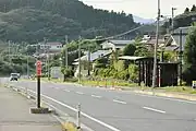 駅全景（2020年9月）。左手前が陸前高田・気仙沼方面、右奥が盛方面のりば。