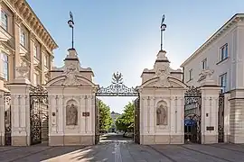 ワルシャワ大学 正門