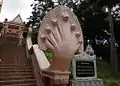 ワット・プノンの登り口のナーガ像