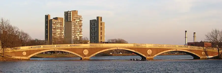 ジョン・W・ウィークス橋