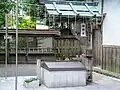 御食の井（御神水）