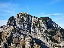 南側より望む
