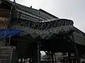 ヴィト・アコンチの『Wavewall』（階段壁面）