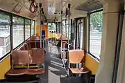 車内（E2形）