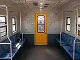 車内（連結面）