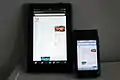 Kindle Fire（左）とiPod touch（右）