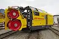 同じく本形式とともに使用されるベルニナ専用の除雪車であるX rot mt 95404号機、豪雪地帯で使用されるため、雪かき装置が2段となっている、2014年