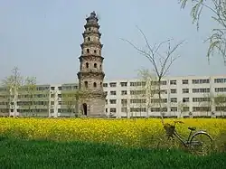 臥仏寺塔