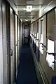 硬臥車の通路