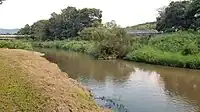 矢田川と薬師川の合流点
