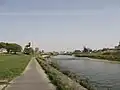 矢田川橋緑地公園