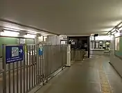 改札口