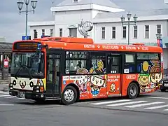 市街地循環バス(南回り)の車両「かねたんバス」