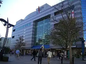 大和駅(2004年撮影)