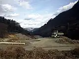 完成した第2橋梁と建設現場(2011年1月)