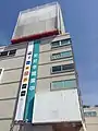 前身の八尾駅前商業ビル（2017年3月）