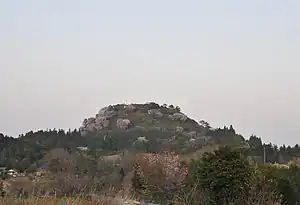 弥高山