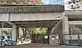 給水所の脇にかかる「水の橋」
