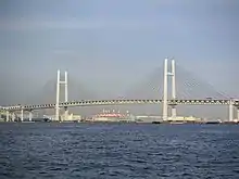横浜ベイブリッジ(横浜市)