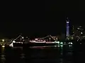 山下埠頭を向かい側から見た風景とマリンタワー