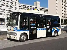 小型ノンステップ車両(日野・ポンチョ)