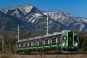 養老線の列車(美濃津屋駅 - 駒野駅間)