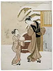 巻いた帯の間から着物を引き出して裾を上げている（鈴木春信/1760年代末）