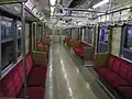 第26編成の車内（従来タイプモケット赤色・3次車以降が使用）