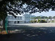 グラウンド