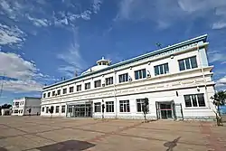 ズルフ駅