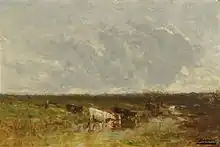 牧草地の牛