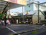 地上時代の駅舎（2006年5月）