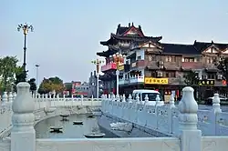 石仏寺鎮の国際玉城