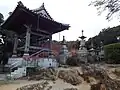 流水岩の境内