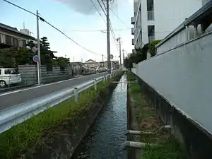 春日井市上条町を流れる上条用水