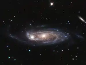 ハッブル宇宙望遠鏡によって2017年から2019年に撮像されたUGC 2885
